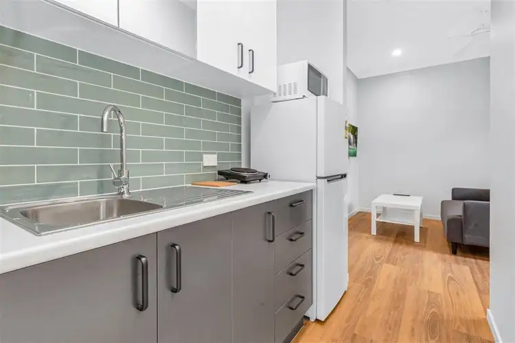 2/43 Bartholomew Street, Zillmere QLD 4034