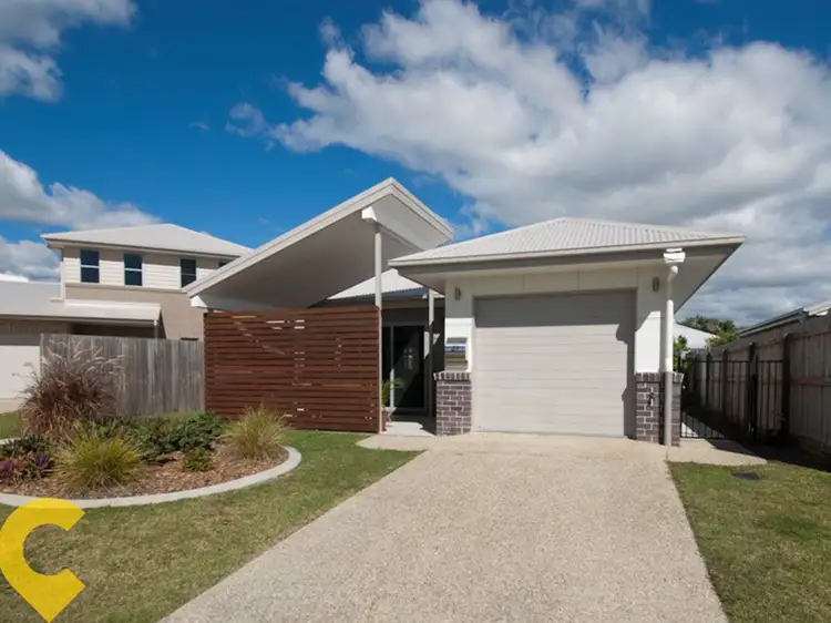 Main view of Homely villa listing, 27/166 Speight Street, Brighton QLD 4017