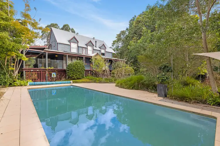 10 John Locke Place