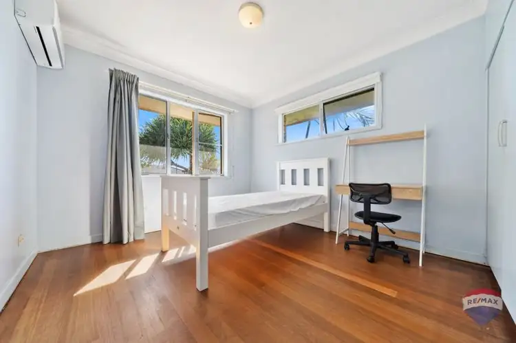 Sixth view of Homely house listing, 42 Cresthaven Drive, Mansfield QLD 4122