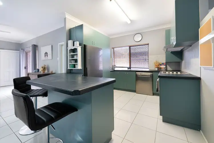 Fifth view of Homely house listing, 10 Argyle Court, Beaconsfield QLD 4740