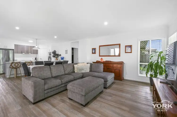 Sixth view of Homely unit listing, 2/208b South Street, South Toowoomba QLD 4350
