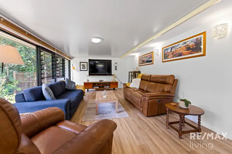 27 Clearview Drive, Glass House Mountains QLD 4518