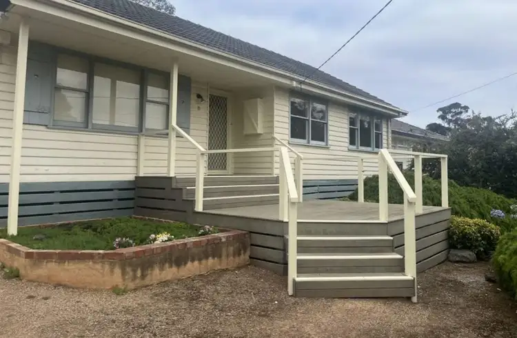 Second view of Homely house listing, 8 Garden Avenue, Keilor VIC 3036