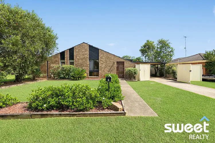 6 Madison Circuit, St Clair NSW 2759