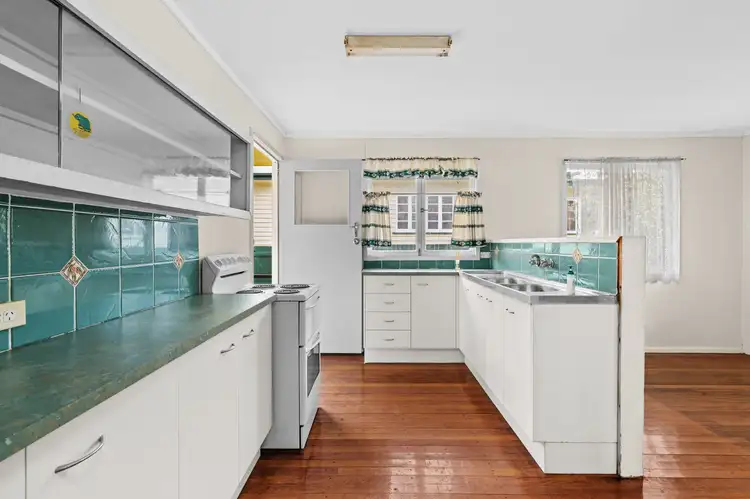 Sixth view of Homely house listing, 46 Barter Avenue, Holland Park QLD 4121
