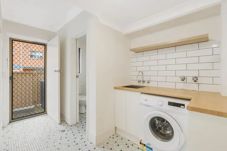 Fifth view of Homely apartment listing, 2/6 William Street, Tweed Heads South NSW 2486