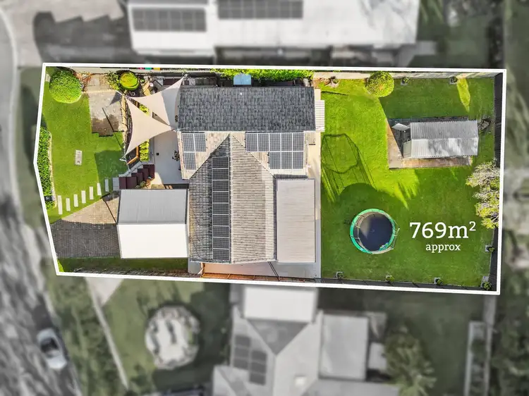 13 Bapaume Court, Aroona QLD 4551
