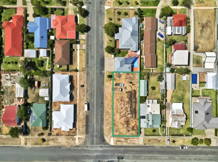 439 Cressy Street, Deniliquin NSW 2710