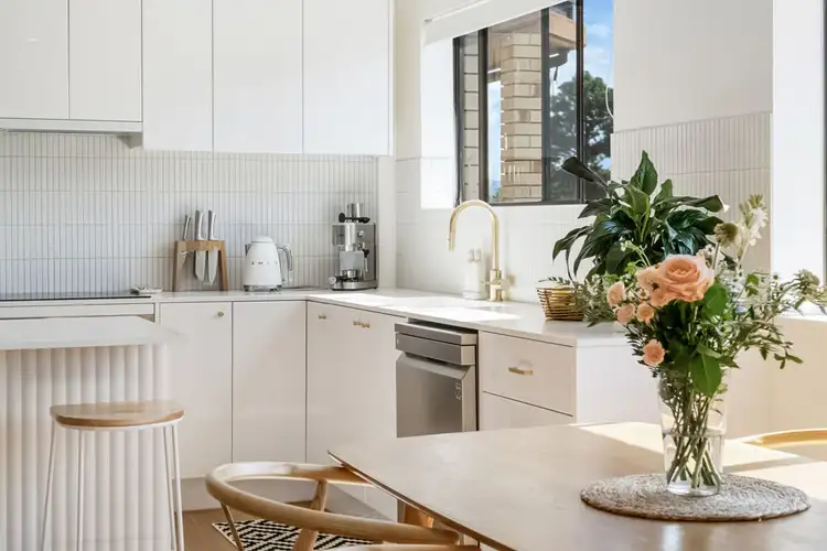 Fifth view of Homely unit listing, 4/76 Coolangatta Road, Coolangatta QLD 4225
