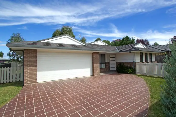 Main view of Homely house listing, 7 Albion Close, Armidale NSW 2350