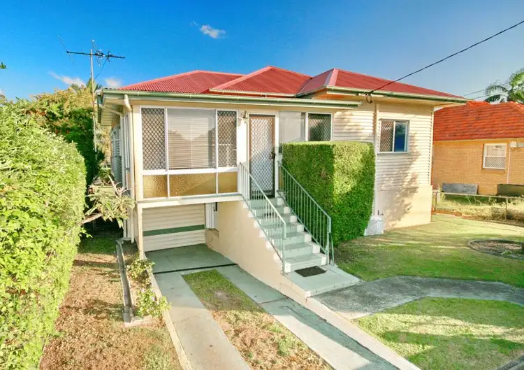 Second view of Homely house listing, 161 Wynnum Road North, Wynnum QLD 4178