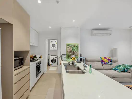 Fifth view of Homely apartment listing, 10805/320 Macarthur Avenue, Hamilton QLD 4007