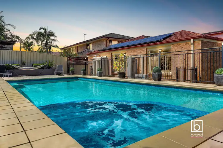 7 Highcliff Close, Woongarrah NSW 2259