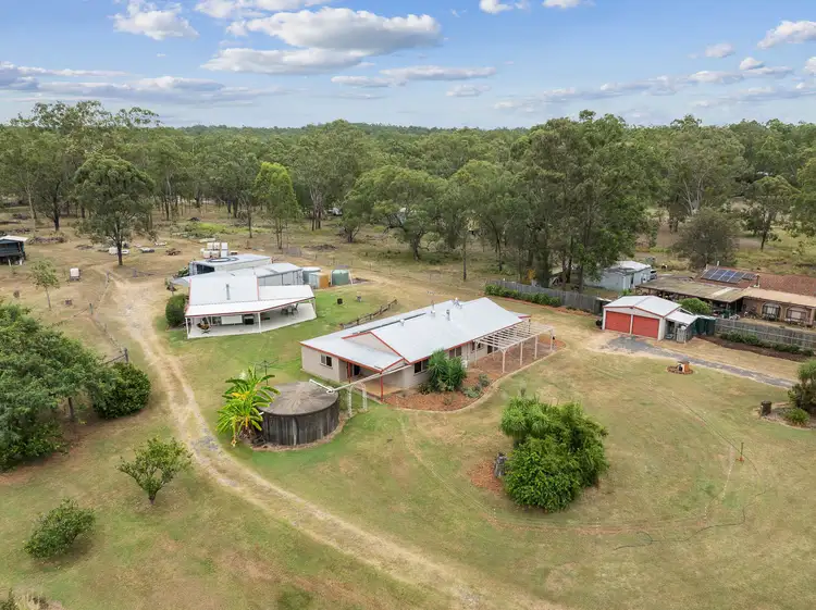 745 Murphys Creek Road, Upper Lockyer QLD 4352
