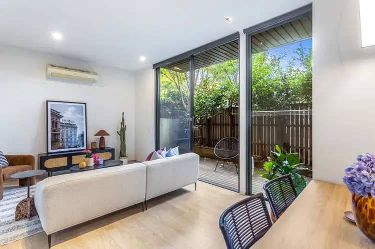 2/165 Lennox Street, Richmond VIC 3121