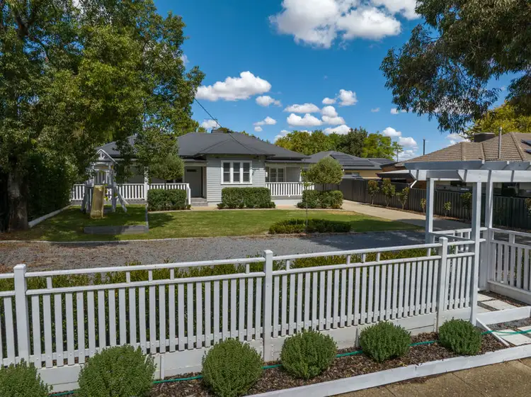 106 URANA STREET, Turvey Park NSW 2650