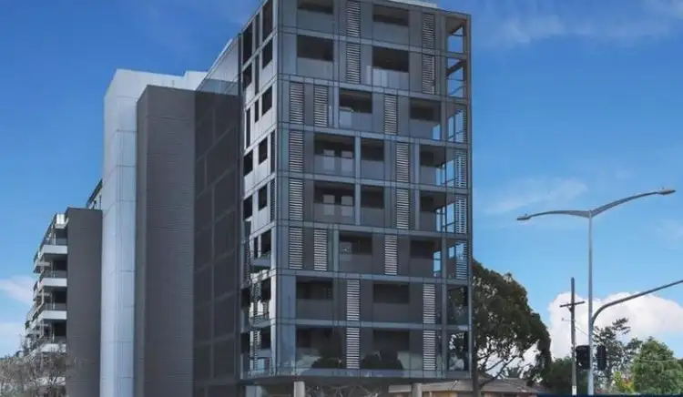 111/5 Sovereign Point Court