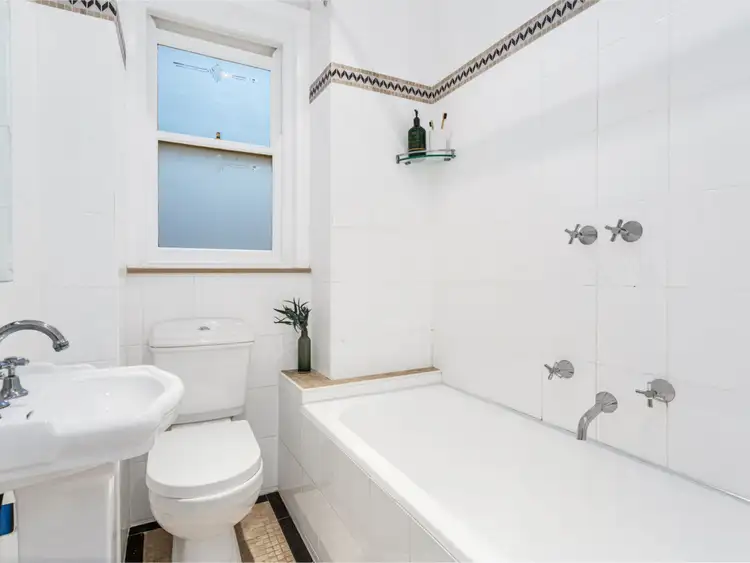 Sixth view of Homely unit listing, 18/117 Macleay Street, Potts Point NSW 2011