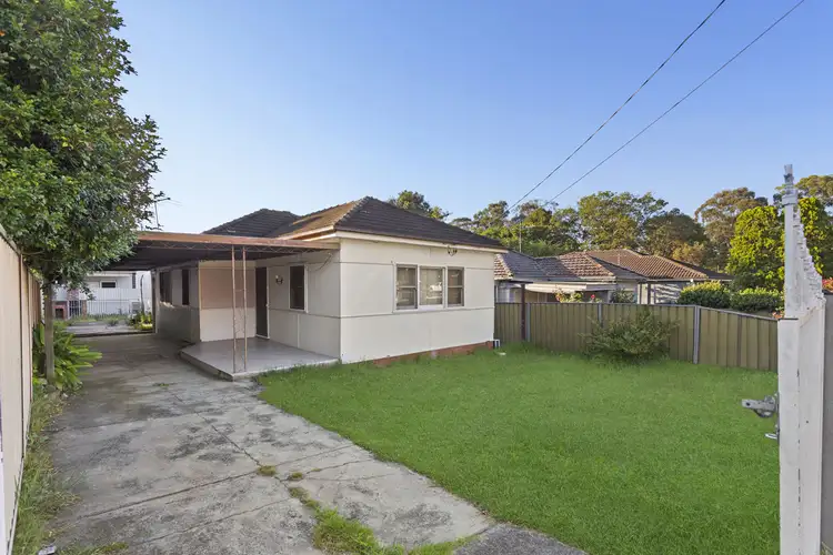 38 Arcadia Street, Merrylands NSW 2160