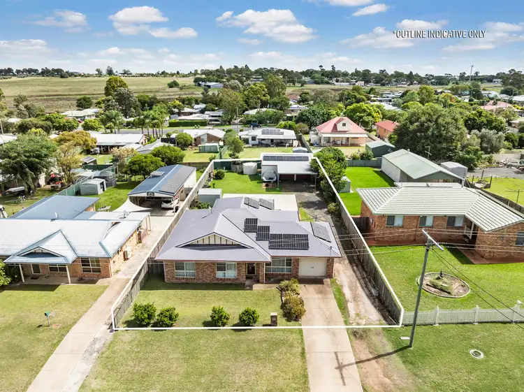 24 Gladstone Street, Wyreema QLD 4352