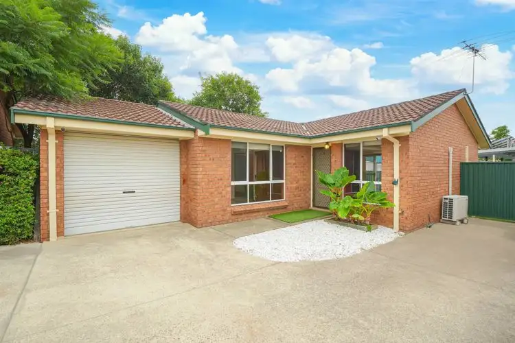 3/5 Macquarie Ave, Leumeah NSW 2560