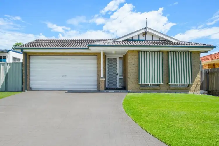 30 Narooma Drive, Prestons NSW 2170