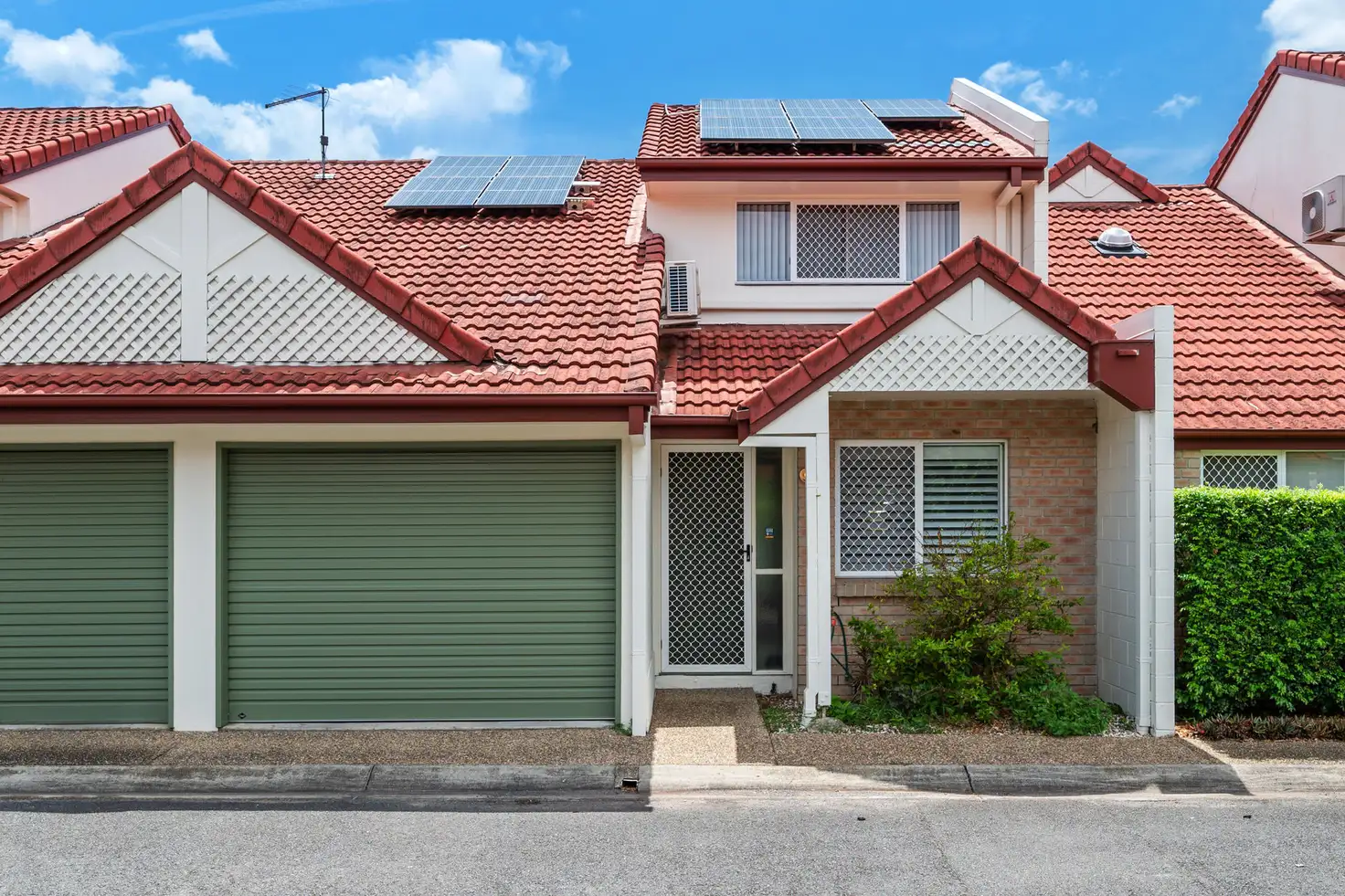 Main view of Homely townhouse listing, 27/19 Fulton Street, Wishart QLD 4122