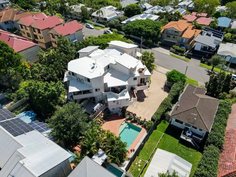 Main view of Homely apartment listing, 8/16 Miles Street, Hawthorne QLD 4171