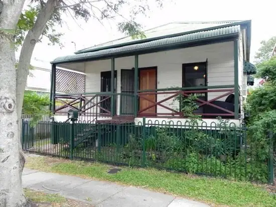 Main view of Homely house listing, 10 Earl Street, Greenslopes QLD 4120