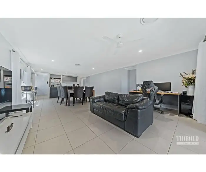 Third view of Homely house listing, 39 Woodside Way, Thornlands QLD 4164