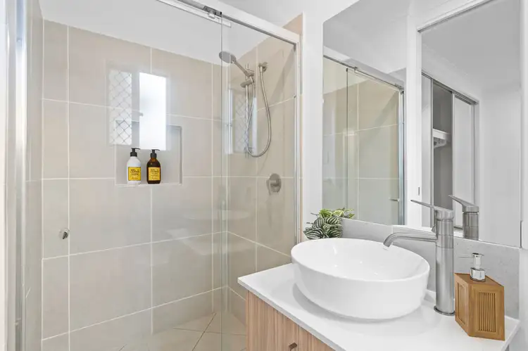 Fifth view of Homely house listing, 18 Bloomfield Esplanade, South Maclean QLD 4280
