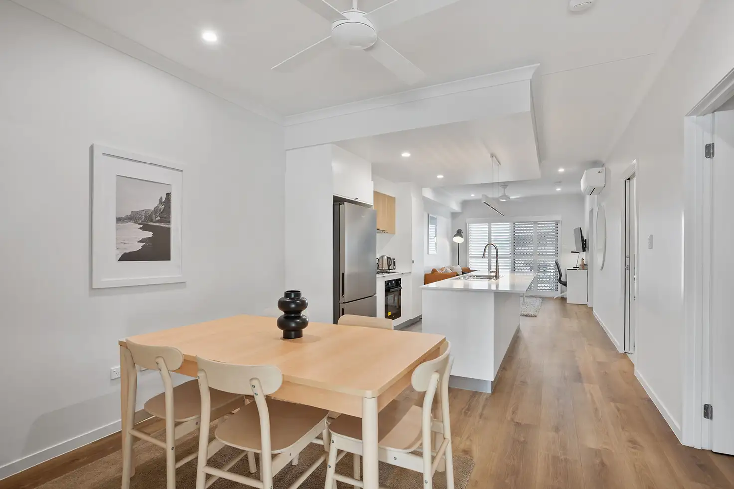 Main view of Homely unit listing, 4/10 Michigan Way, Andergrove QLD 4740