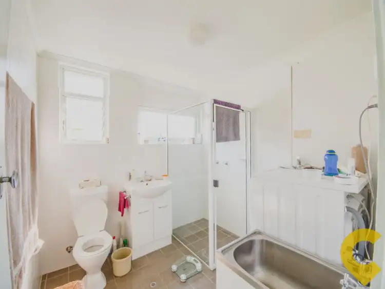 Third view of Homely unit listing, 4/74 Highland Terrace, St Lucia QLD 4067