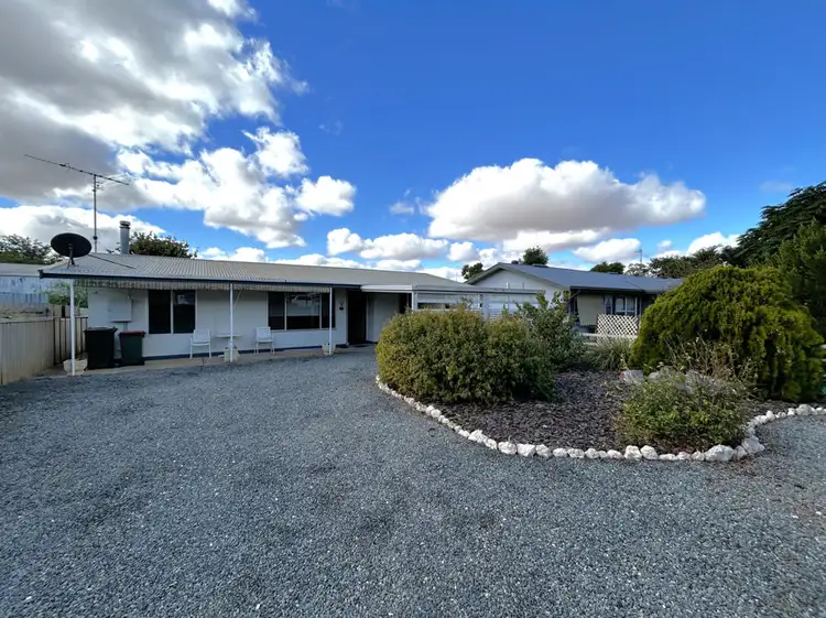 17 Queen Mary Street, Mannum SA 5238
