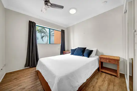 Fourth view of Homely unit listing, 22 / 11 - 17 Philip Avenue, Broadbeach QLD 4218