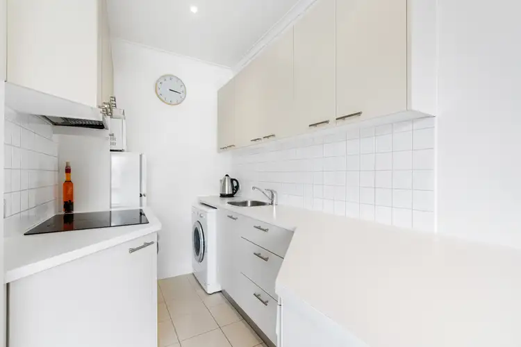 Fifth view of Homely apartment listing, 7/9 Foam Street, Elwood VIC 3184