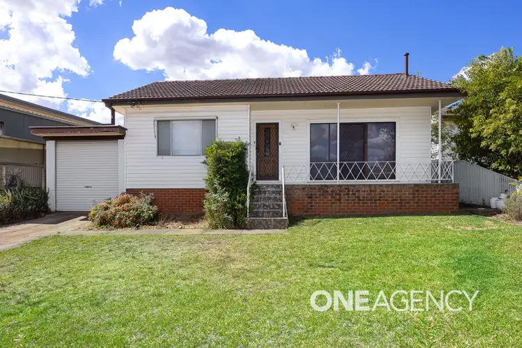 Main view of Homely house listing, 39 BELTANA AVENUE, Mount Austin NSW 2650