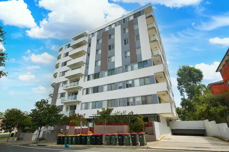 Main view of Homely unit listing, 3/1 Mill Road, Liverpool NSW 2170