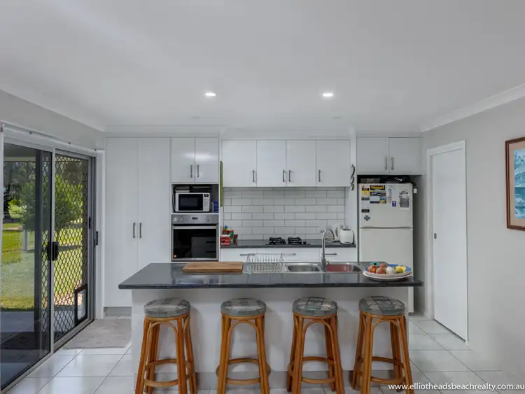 Third view of Homely house listing, 16 Betty Close, Coral Cove QLD 4670