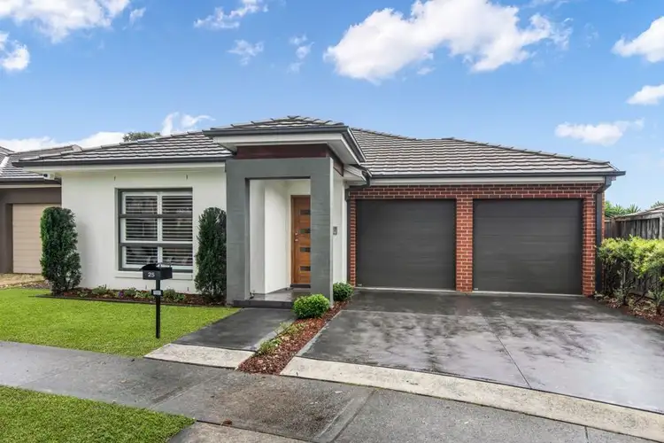 25 Grandiflora Street
