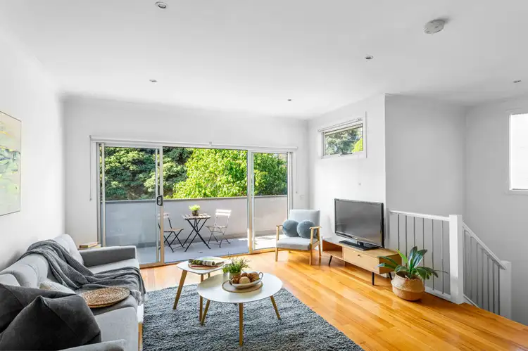2/137 Northumberland Road, Pascoe Vale VIC 3044
