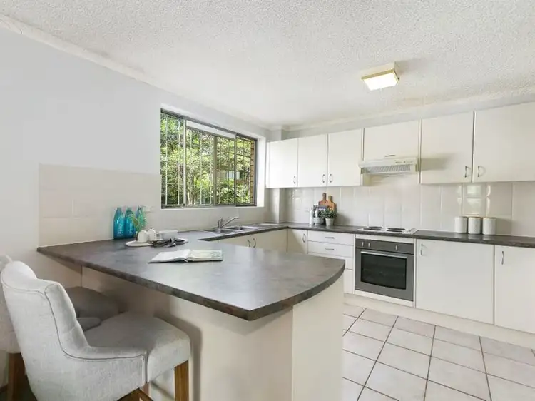 Fifth view of Homely apartment listing, 8 / 1304 Pacific Highway, Turramurra NSW 2074