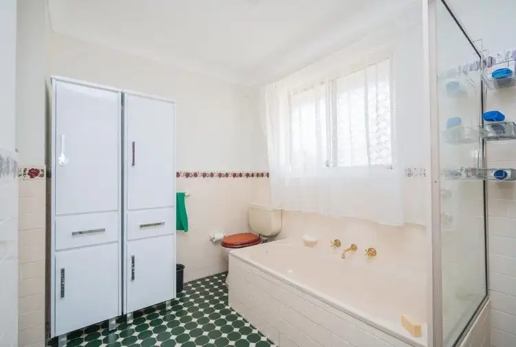 Seventh view of Homely house listing, 4 Brown Pl, Mount Annan NSW 2567