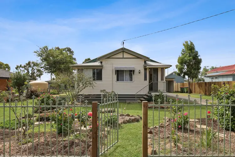 6 Eton Street, Cambooya QLD 4358