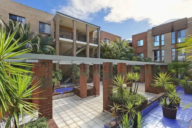 33/30-44 Railway Terrace, Granville NSW 2142