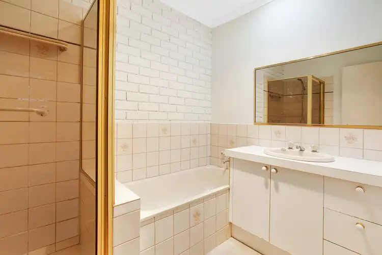 Fifth view of Homely other listing, 2/11 Woodlands Rise, Macleod VIC 3085