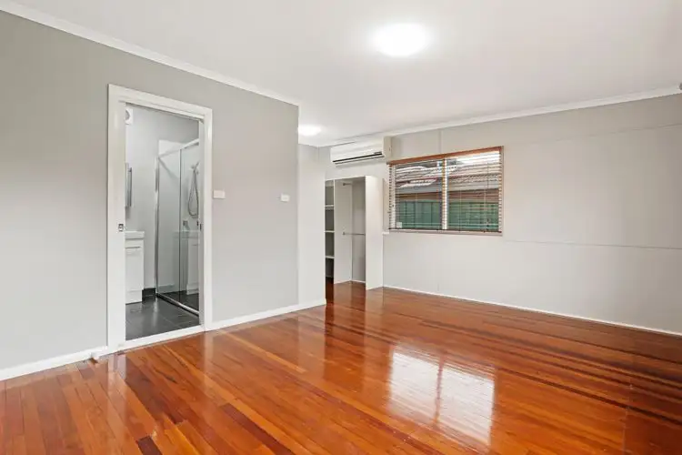 Fourth view of Homely house listing, 35 Chisholm Crescent, Bradbury NSW 2560