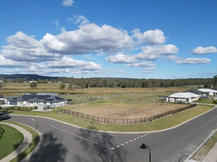 22 Sandstone Drive, Hatton Vale QLD 4341