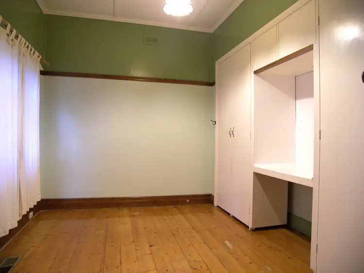 Fifth view of Homely house listing, 11 Beaconsfield Road, Briar Hill VIC 3088